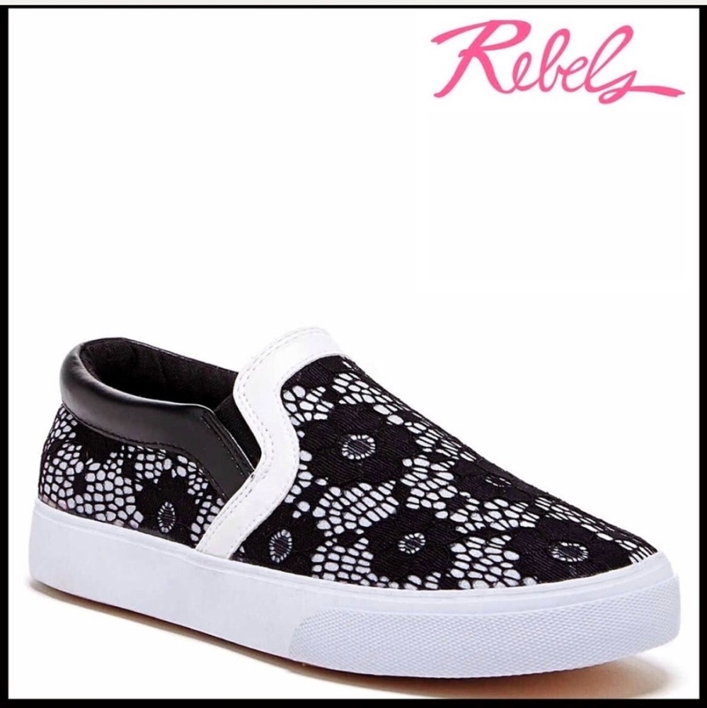 LACE SLIP ON STYLISH SNEAKER